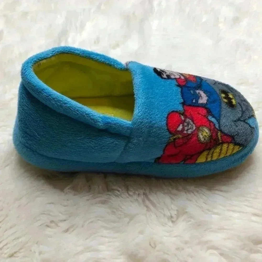 DC Super Friends Slippers Size 9-10 - Picture 6 of 10